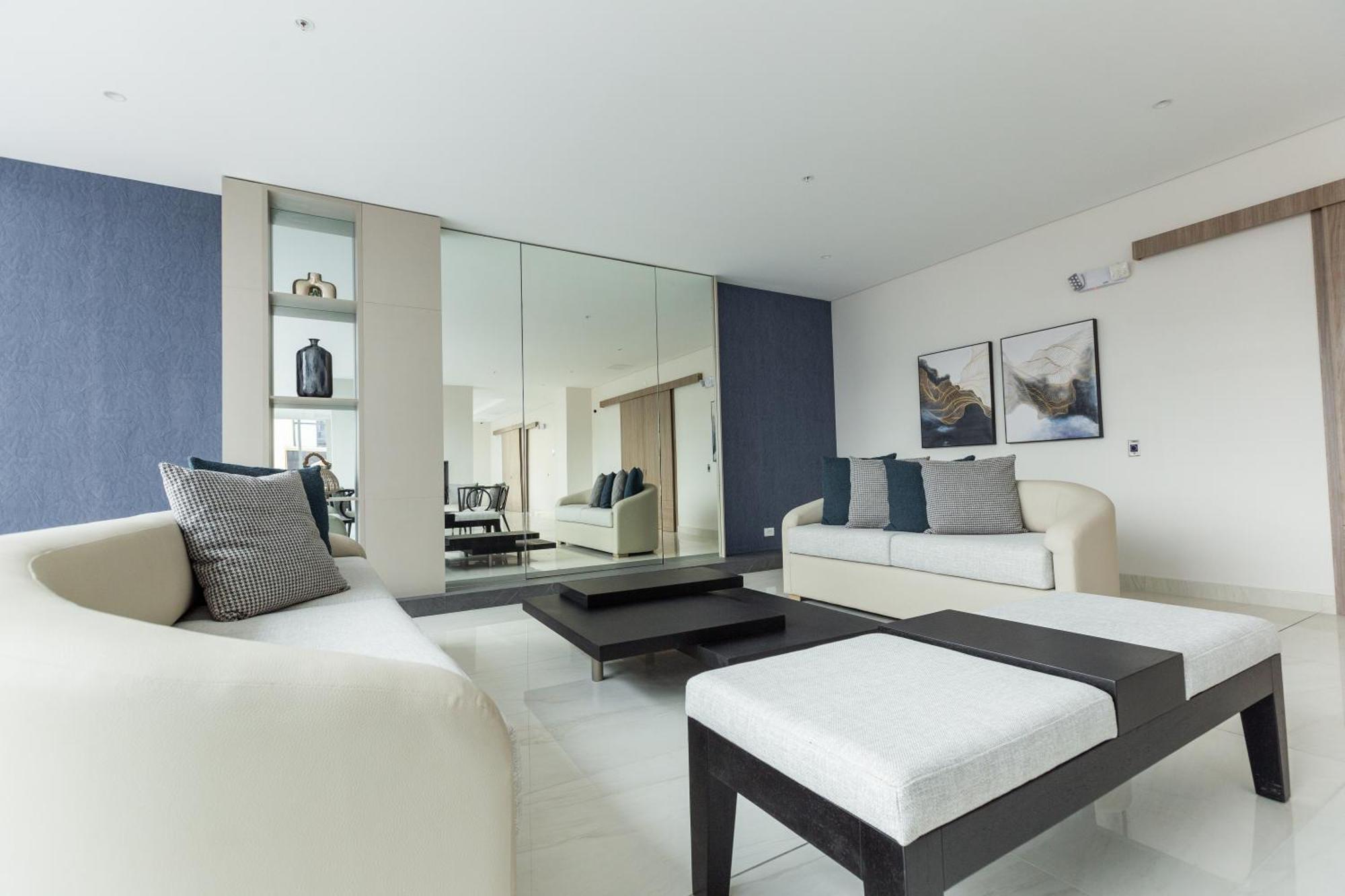 Le Parc Deluxe Apartment